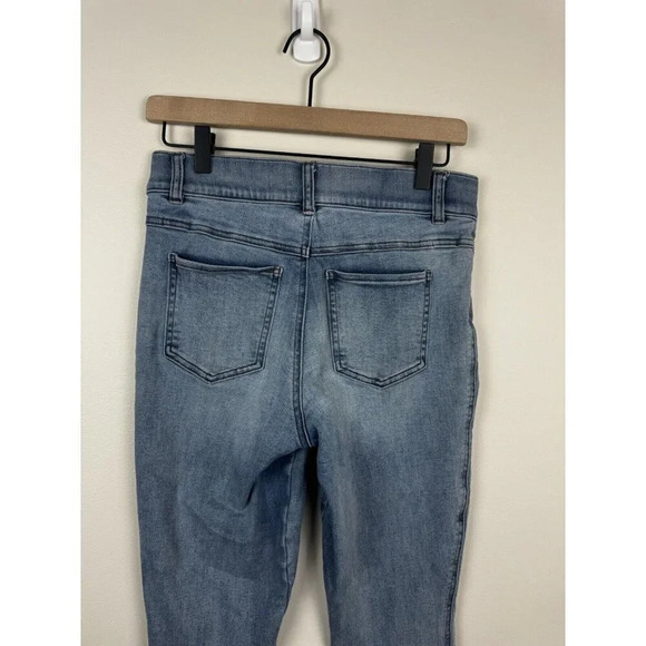 SPANX SKINNY JEAN VINTAGE LIGHT WASH PULL ON JEANS SIZE Medium Petite - Picture 8 of 8